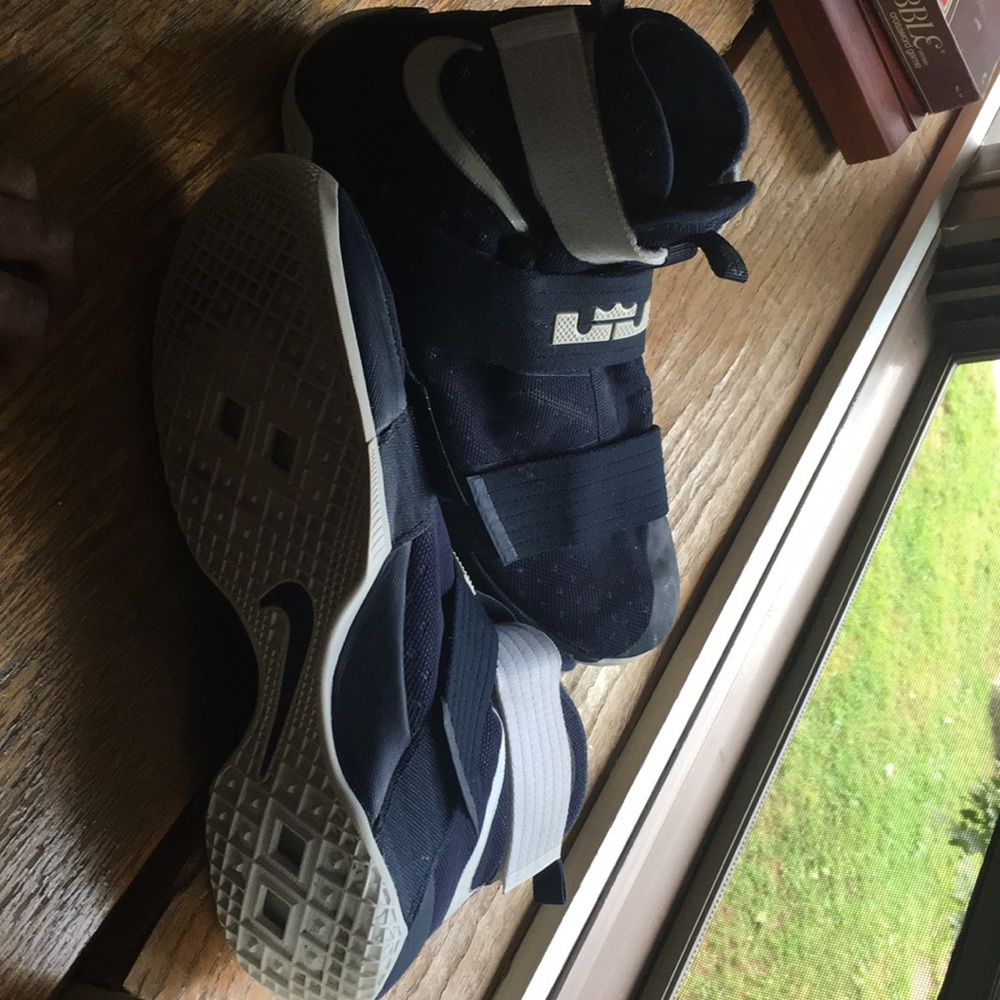 Lebron Soldier 10 Basketball Shoes: Size 14